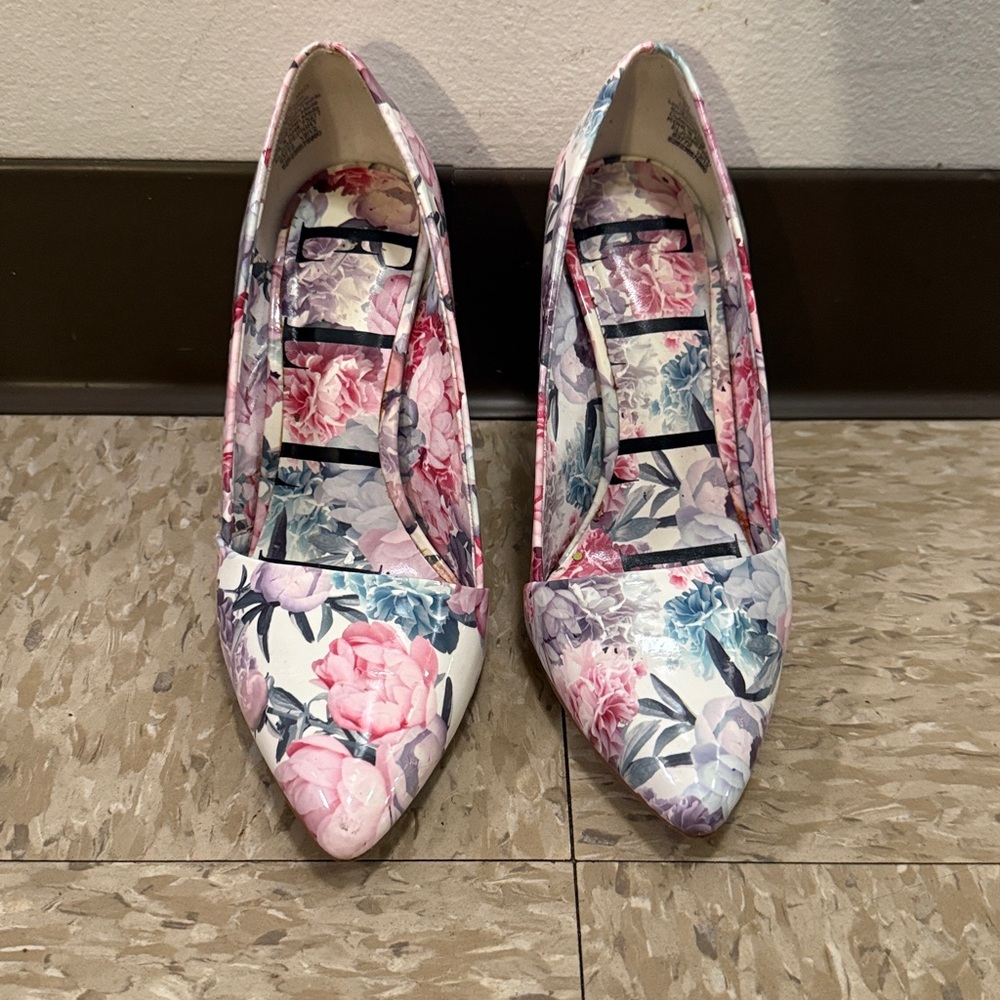 Floral Pointed Toe Heels
